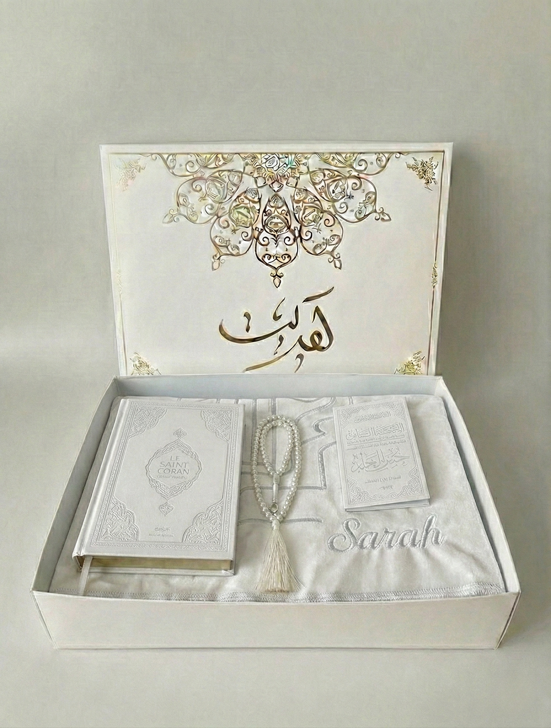 The Solidarity Prayer Kit mini