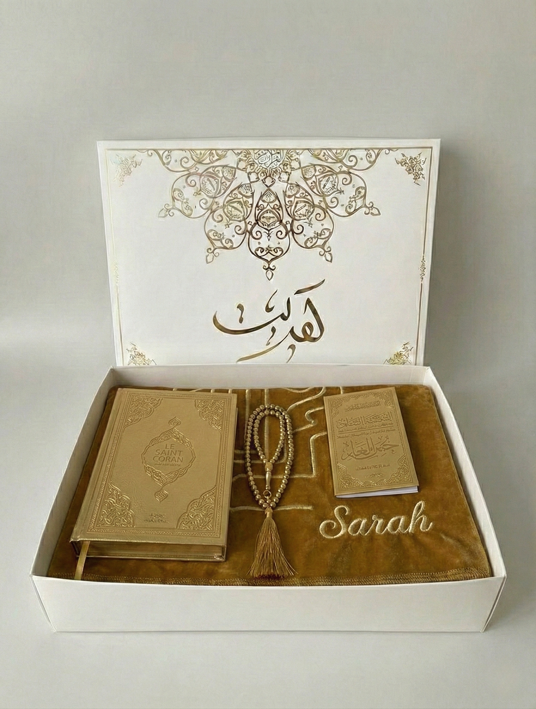 The Solidarity Prayer Kit mini