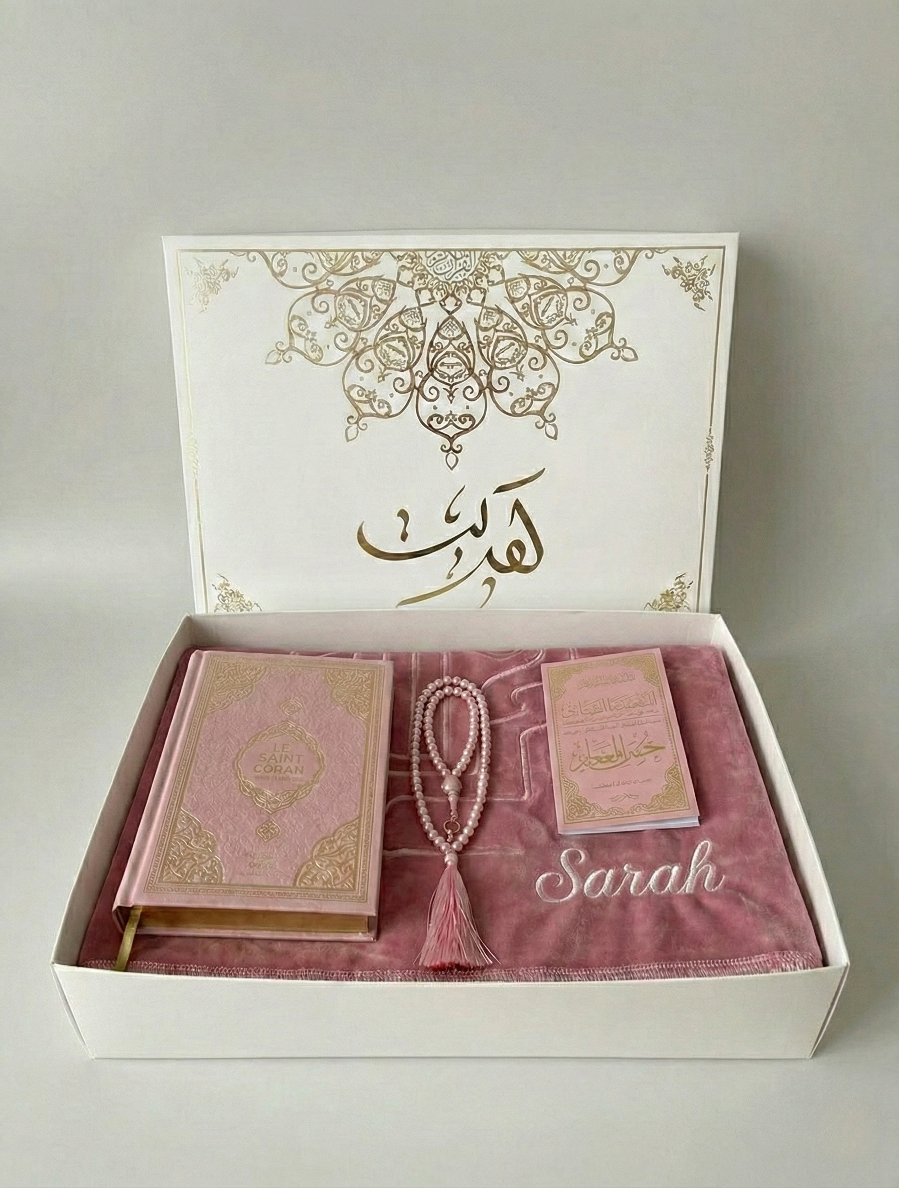 The Solidarity Prayer Kit mini