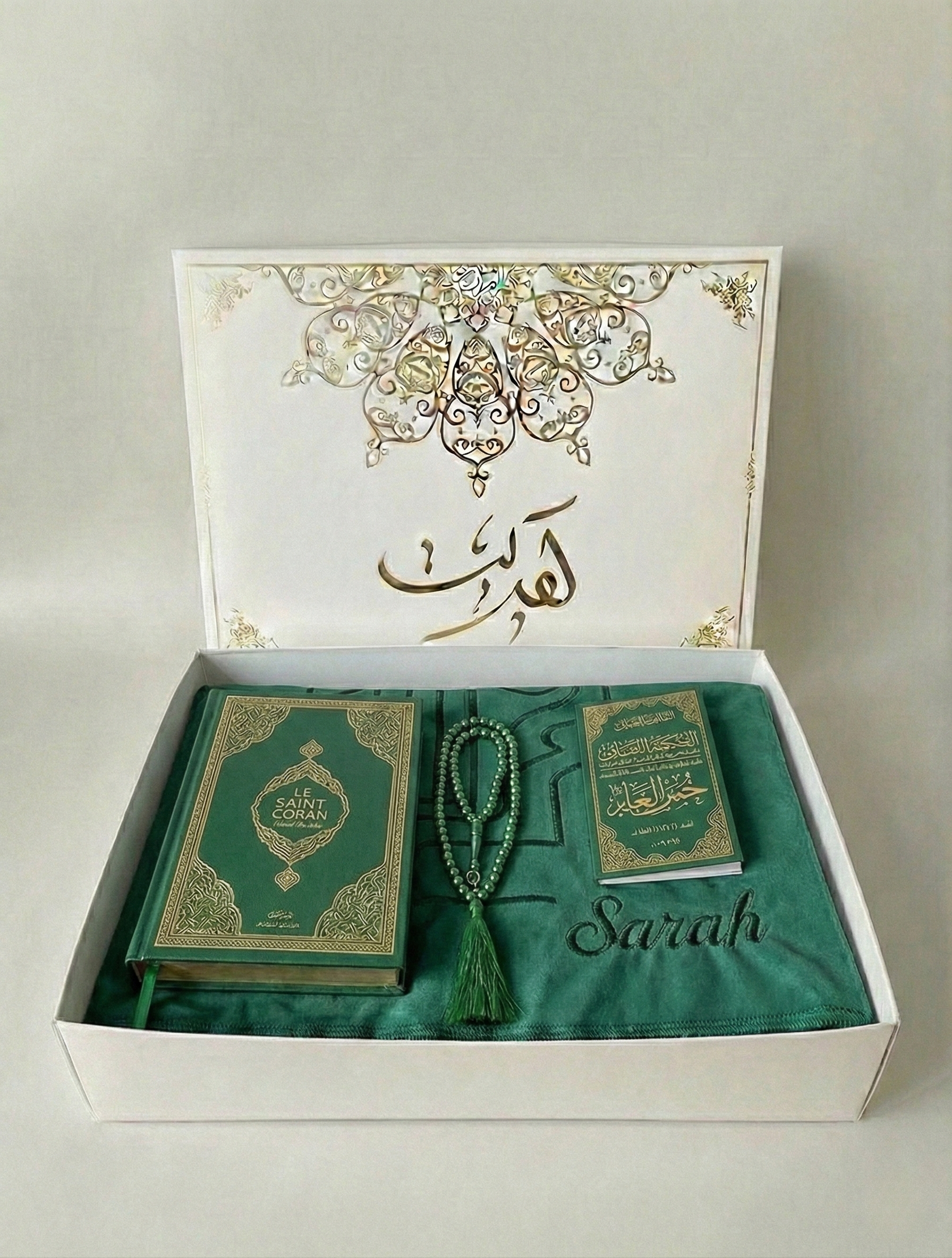 The Solidarity Prayer Kit mini